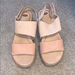 Pink/nude strap sandals